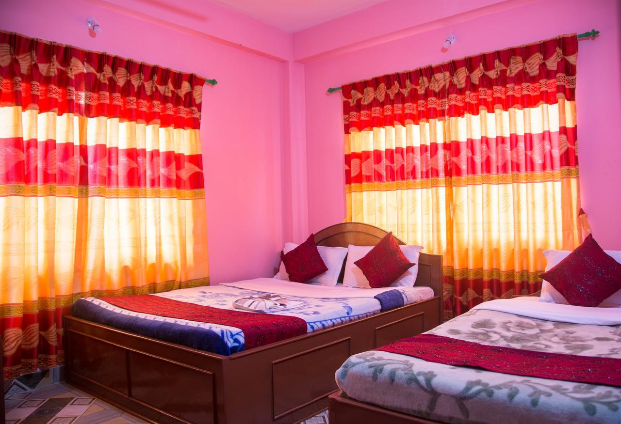Mount Blue Tourist Hostel - Pokhara Buitenkant foto